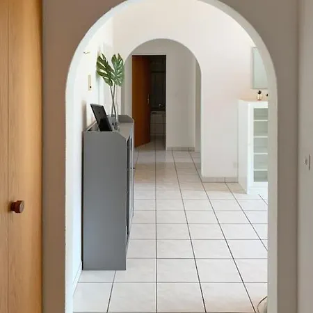 Charming Penthouse With Veranda In The Center Of Brig-Glis Exterior foto