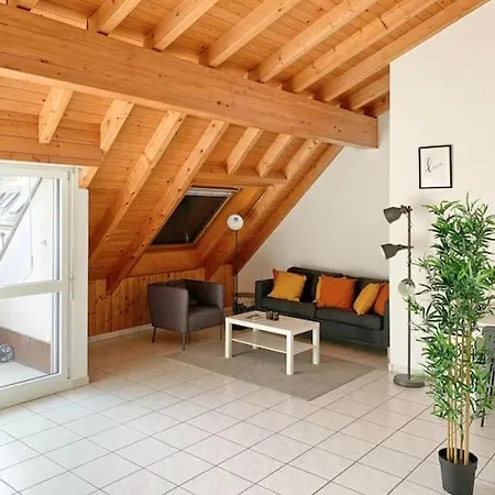 Charming Penthouse With Veranda In The Center Of Brig-Glis Exterior foto