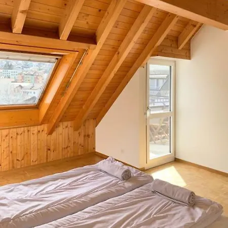 Charming Penthouse With Veranda In The Center Of Brig-Glis Exterior foto