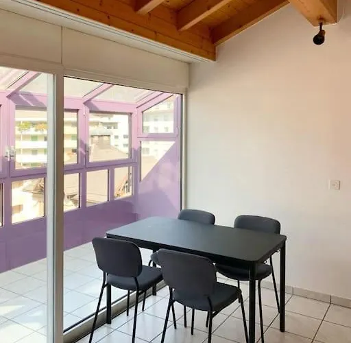 Charming Penthouse With Veranda In The Center Of Brig
